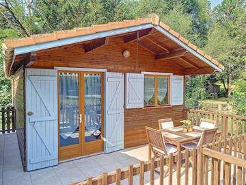 Chalet pour 4 personnes, avec piscine et jardin dans le Gers