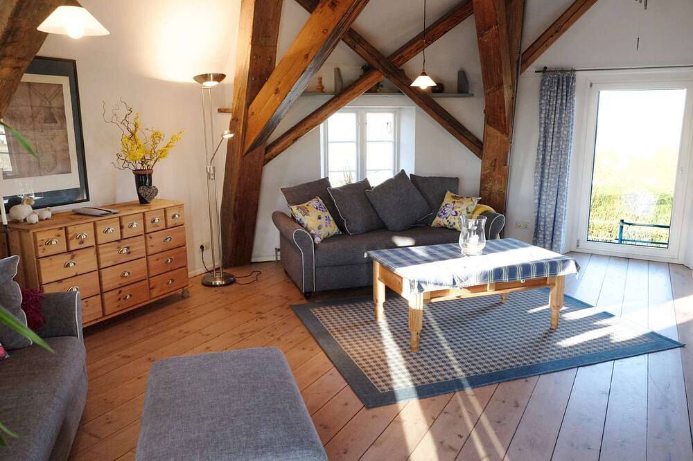Genießen Sie Ihre Ferien in der historischen, romantischen Windmühle Catharina in Oldenswort, Eiderstedt