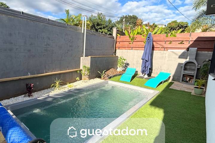Ferienhaus für 4 Personen, mit Garten und Pool sowie Terrasse, kinderfreundlich - 1