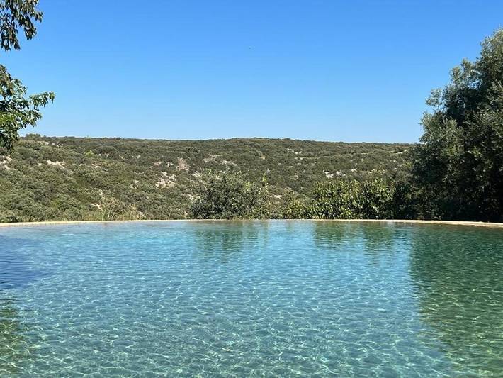 Location de vacances pour 6 personnes, avec piscine ainsi que jardin et vue à Saint-Maximin (Nimes) - 3