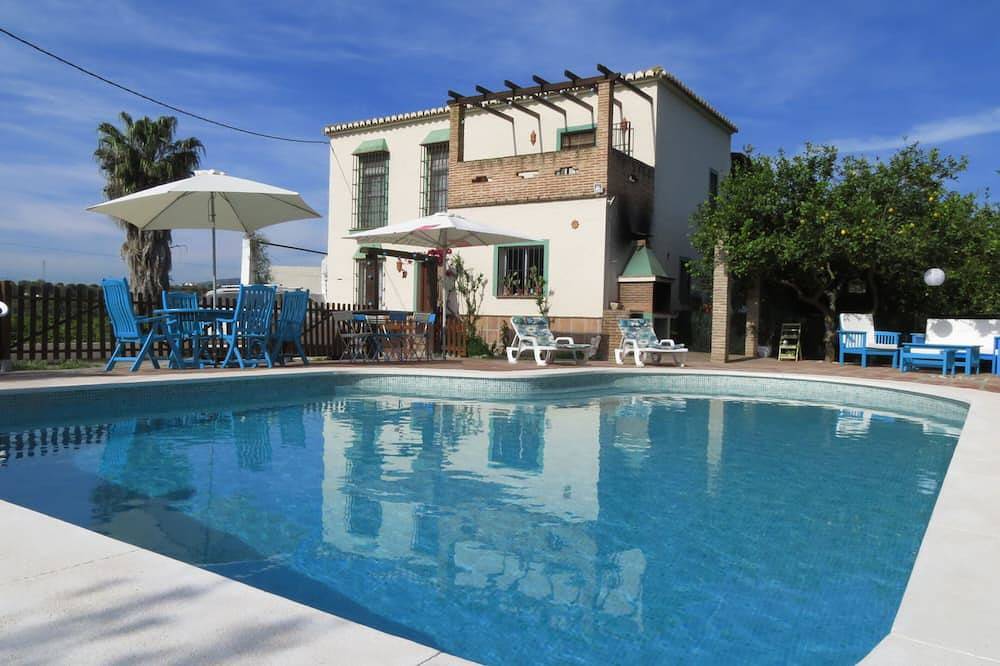 Rural house the star, a charming house where to disconnect and enjoy in Pizarra, Málaga Province