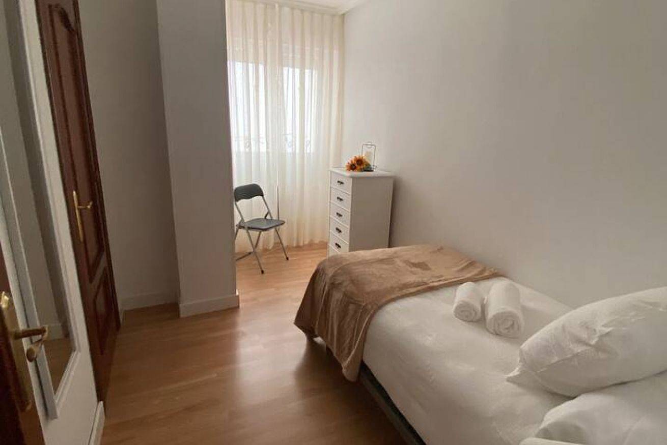 Ganze Wohnung, 1A133 Casa Güeli in Gijón, Costa Verde (Spanien)
