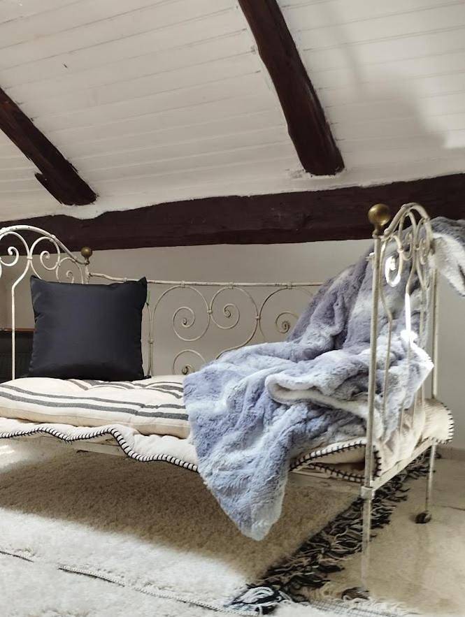 Location de vacances pour 4 personnes, avec vue et jardin, animaux acceptés à Sainte-Marguerite-Lafigère - 2