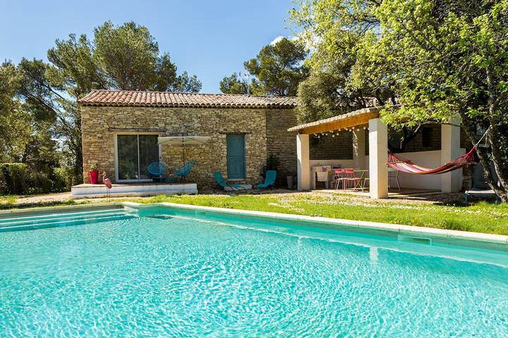 Chambre d’hôte pour 2 personnes, avec piscine et jardin, animaux acceptés