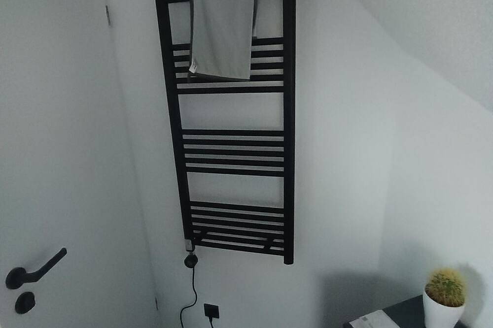 Ganze Wohnung, Tanjas Fewo mit Weitblick - Urlaub mit Aussicht über den Westerwald in Altenkirchen & Umgebung