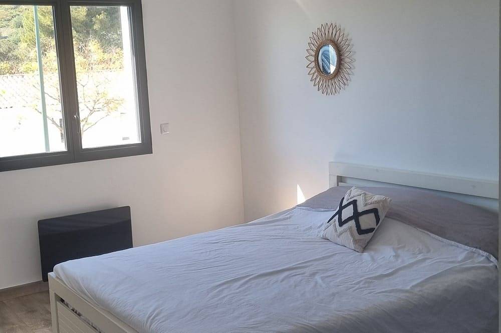 Charming villa with a pool near the beaches. in Cournonsec, Costa mediterránea (Francia)