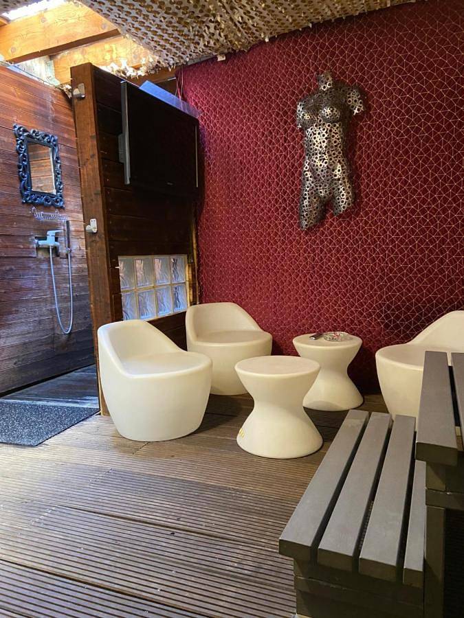 Apartment in Vauvert, Côte méditerranéenne (France)