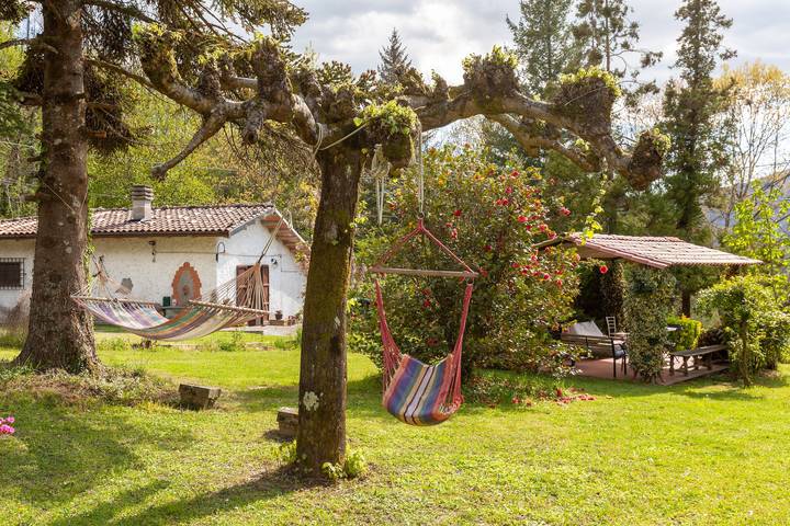 Vakantiehuis 'La Capannina' met bergzicht, privéterras en privétuin in Pieve Fosciana, Garfagnana