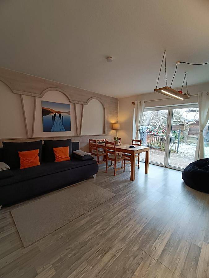 Ferienwohnung für 6 Personen, mit Terrasse und Garten in Stams