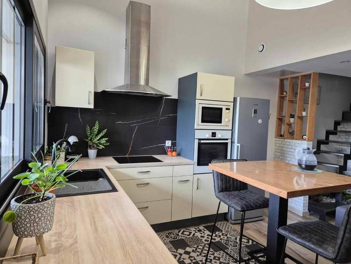 Location de vacances pour 3 personnes, avec terrasse à Saint-Xandre - 2