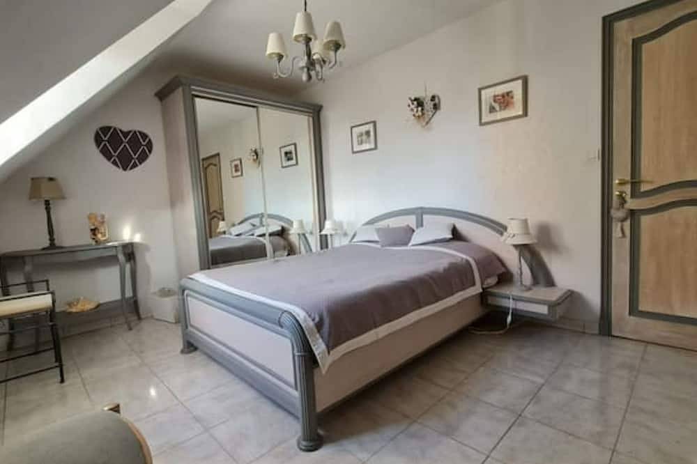 Appartement entier, Cancale - Côte D'émeraude in Cancale, Baie du Mont-Saint-Michel