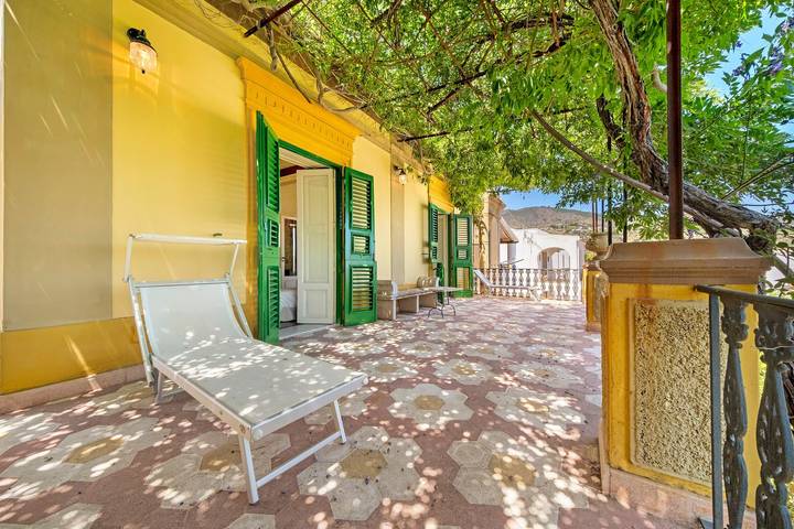 Villa für 11 Personen, mit Garten auf den Liparische Inseln