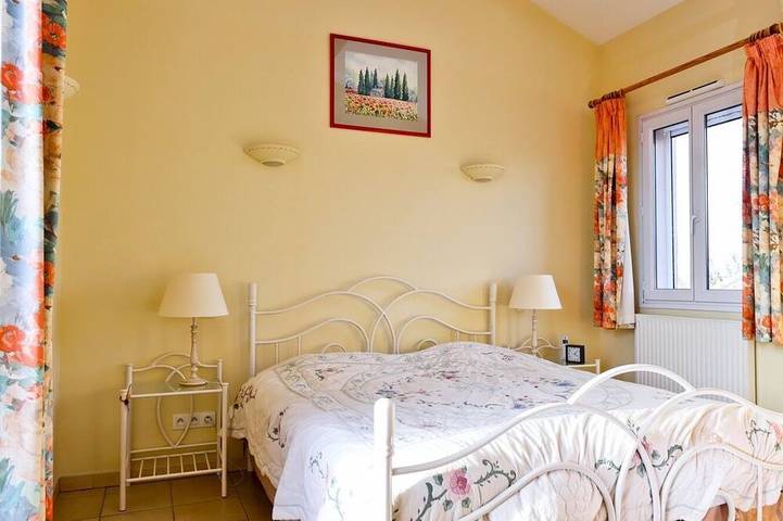 Location de vacances pour 6 personnes, avec Balcon et Jardin à Pézenas - 2