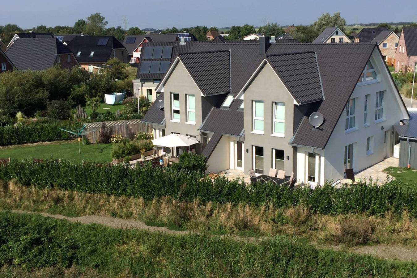 Großzügiges Ferienhaus in Sankt Peter-Dorf mit Terrasse und Garten in St. Peter-Ording, Eiderstedt