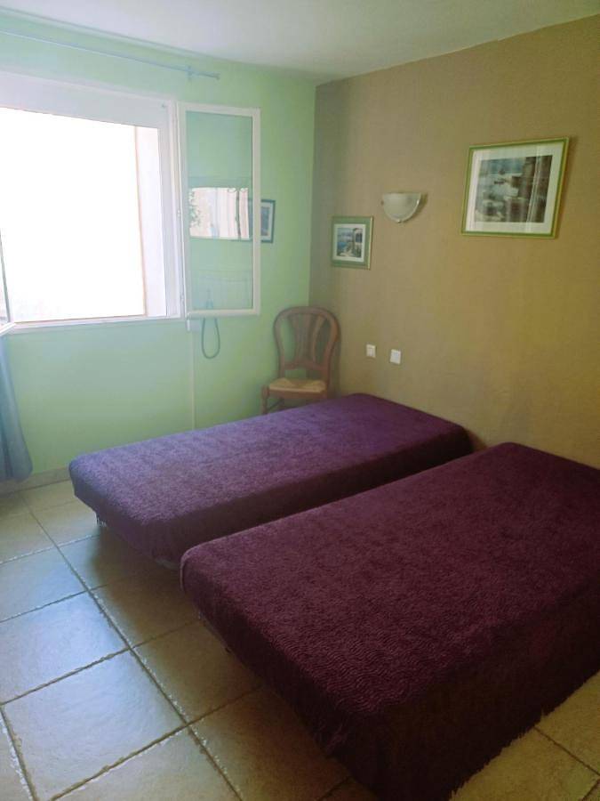 Gîte pour 4 personnes, avec vue et jardin à Coustouge - 4