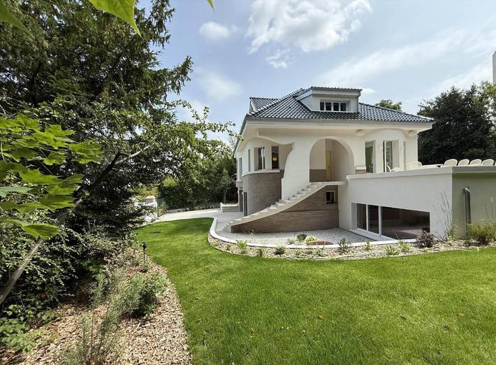 Gîte pour 2 personnes, avec Terrasse et Jardin à Le Pecq