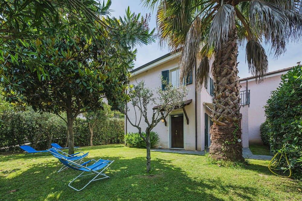 Apartamento en villa con Wifi, Tv, patio, mascotas permitida, aparcamiento, cerca de La Spezia in Ameglia, Municipio de Ameglia