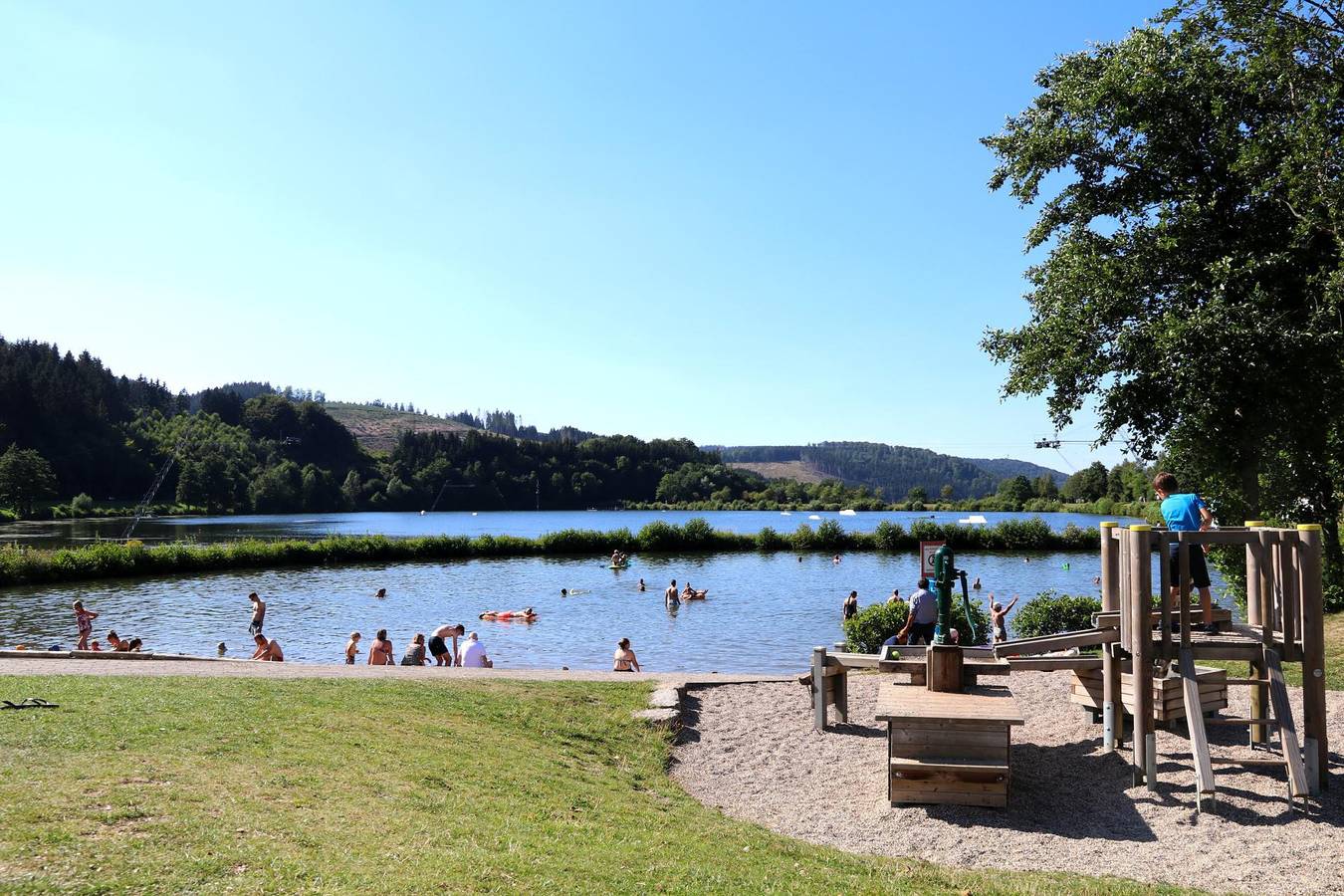 Seeblick25.de - Ferienwohnung Sonnenblick - Ferienwohnung Sonnenblick in Niedersfeld, die Mittelgebirge