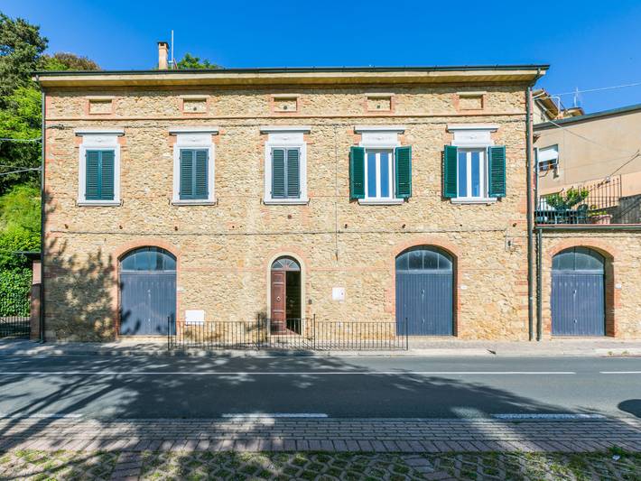 Appartamento per 4 persone, con Terrazza e Giardino a Casale Marittimo