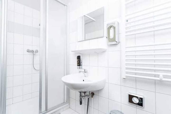 Doppelzimmer Economy - Hotel am Schlosspark ***+ in Güstrow, Mecklenburgische Seenplatte