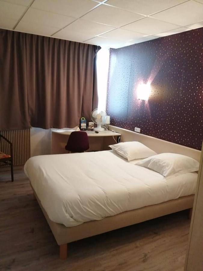 Hôtel pour 3 personnes dans Gare De Besancon Viotte - 4