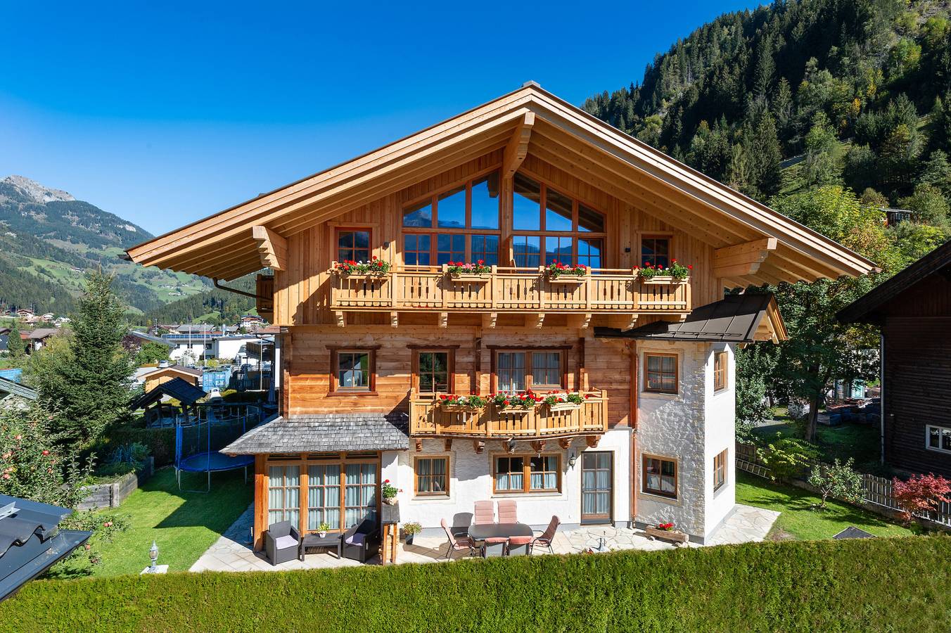 Ganze Wohnung, Apartment 'Frauenkogel' mit privatem Garten, Balkon und Wlan in Großarl, Ski Amadé