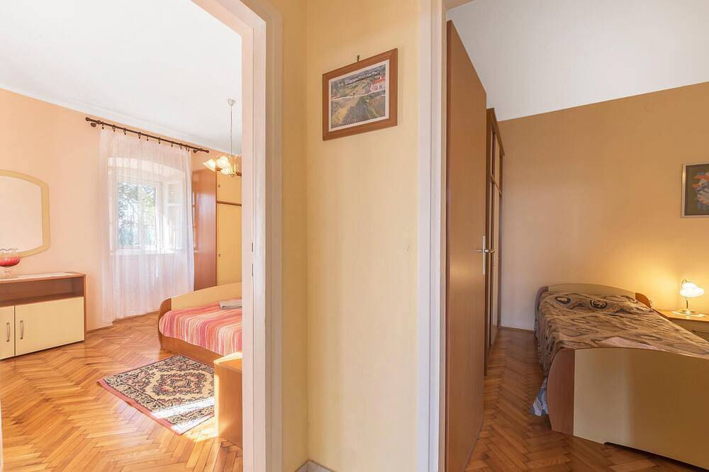 Cozy home in Labin with kitchen in Labin City, Labin
