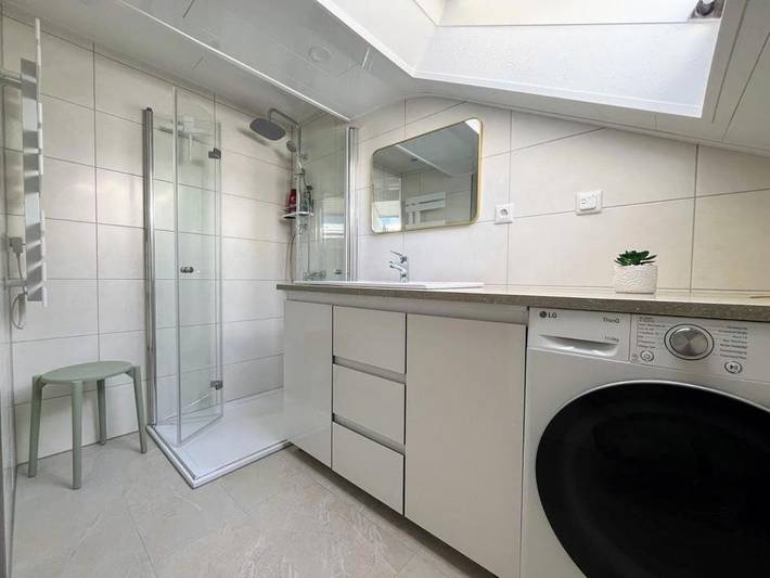 Ferienwohnung für 4 Personen, mit Balkon und Ausblick in Traunreut - 3