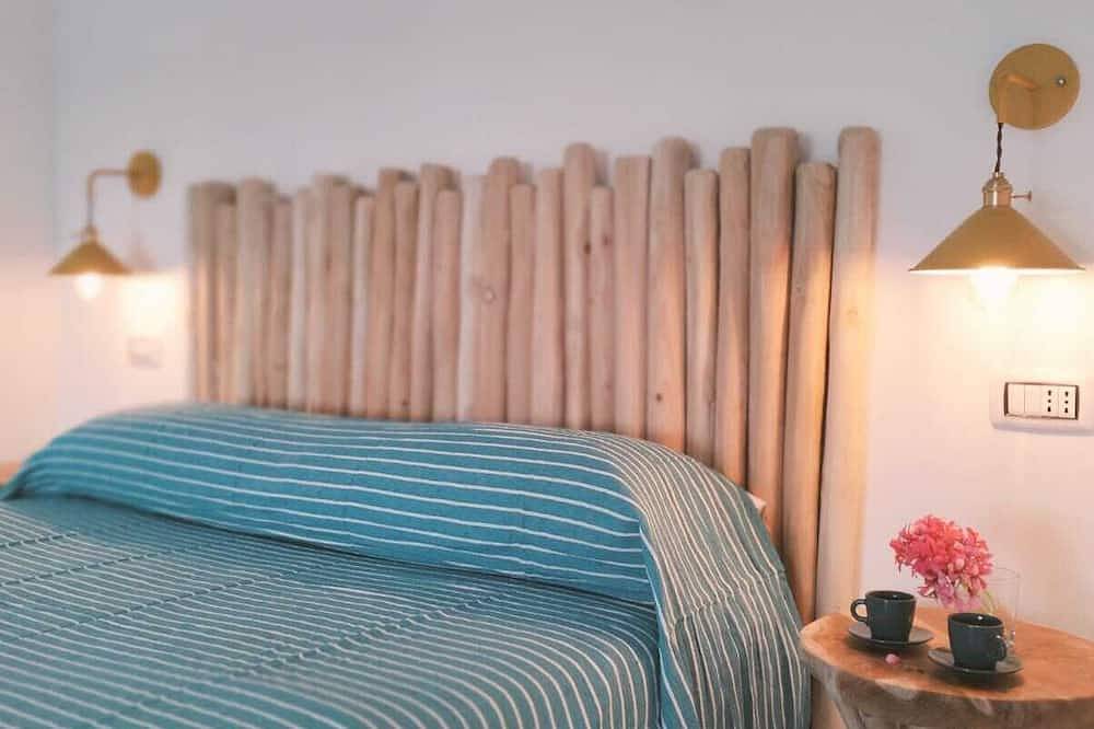 Apartamento entero, Aura Exclusiveholiday brand new beachfront studio apartment 10 m from the beach in Forio, Ischia