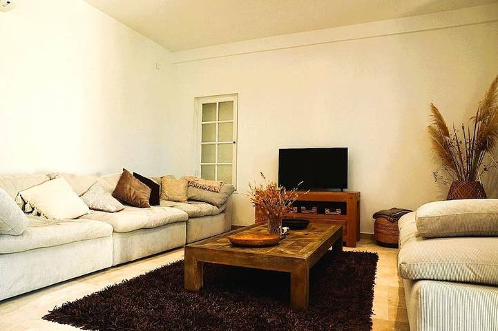 Maison de vacances pour 8 personnes, avec piscine à Tourrette-Levens