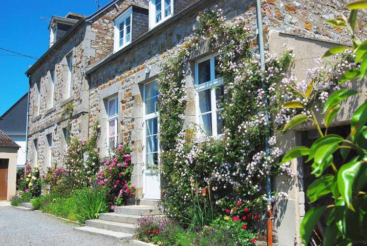 Cottage pour 2 personnes, avec jardin dans Mortain-Bocage