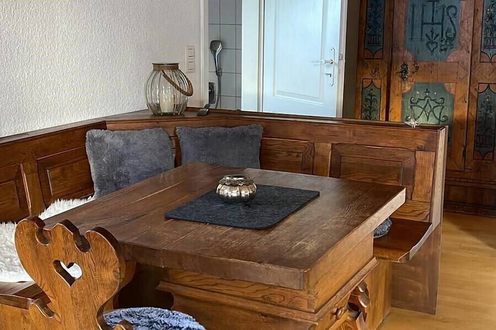 Ganze Wohnung, Ferienwohnung Alte Villa, 60 m² in Traunstein, Chiemsee