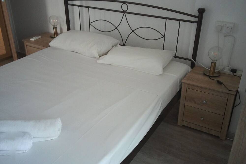 Beautiful 3 bedroom villa just 7 minutes walk from the famous Nissibeach in Ayia Napa, South Cyprus