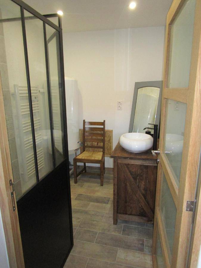 Gîte pour 4 personnes, avec terrasse à Penin - 3