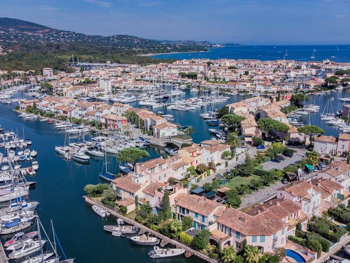 Apartment for 4 people, with balcony in Port Grimaud