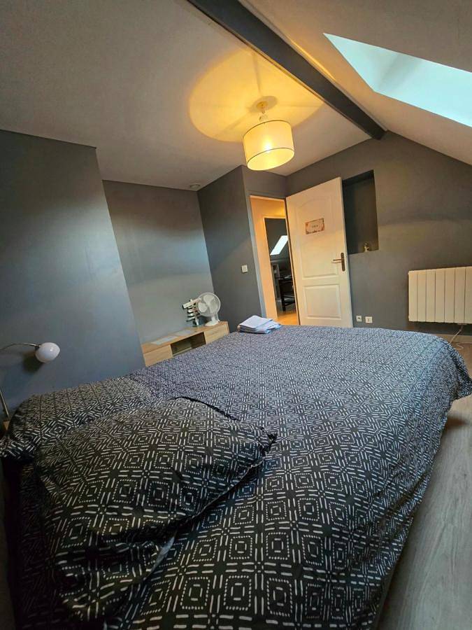 Appartement de vacances entier, Double Room in Le Mesnil-Amelot, Seine-et-Marne