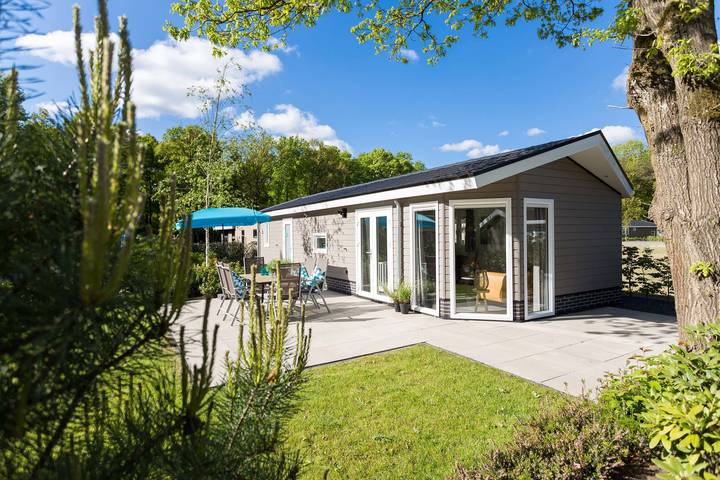 Vakantieappartement voor 5 personen, with Terras and Tuin as well as Kinderzwembad and Zwembad in Bennekom