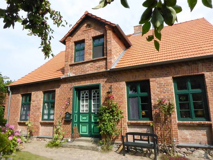 Ferienwohnung für 4 Personen, mit Terrasse in Wustrow