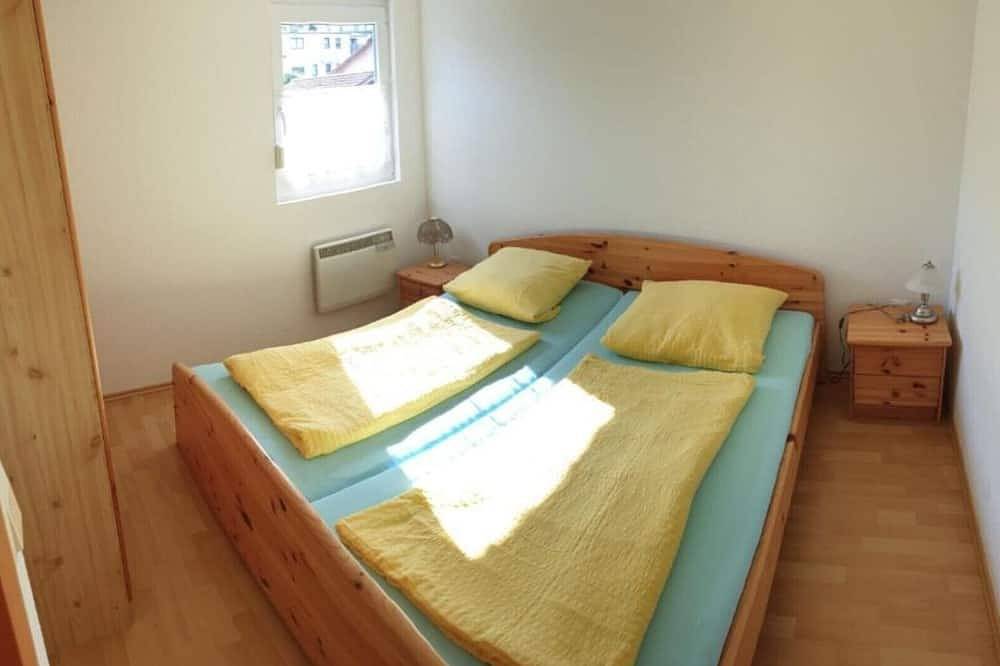 Ganze Wohnung, Ferienbungalow \"Binz\" / 35 qm / Terasse in Putbus, Rügen