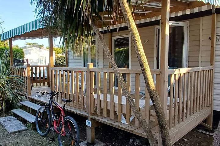 Camping pour 4 personnes à Saint-Pierre-d'Oléron