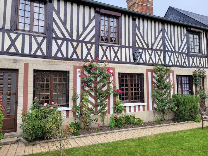 Chambre d’hôte pour 2 personnes, avec Jardin et Vue à Beuvron-en-Auge
