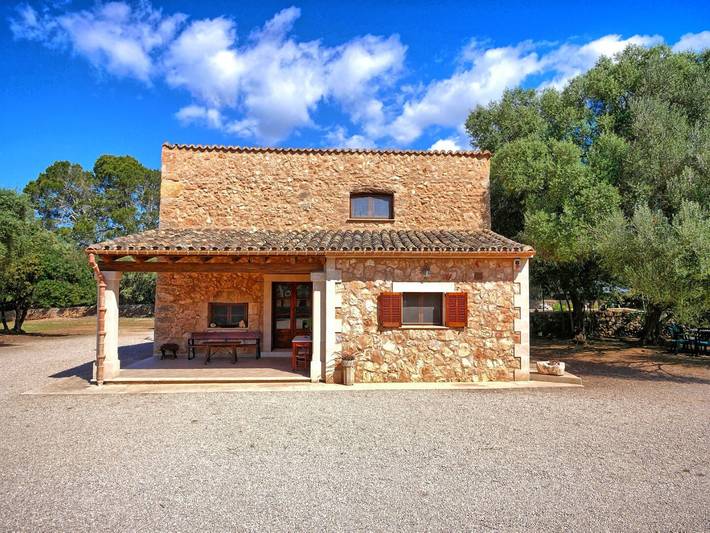 Ferienhaus Son Garbi mit Bergblick, Wlan, Klimaanlage, Pool, Garten, Terrasse und Balkon in Algaida, Mallorca Inselmitte