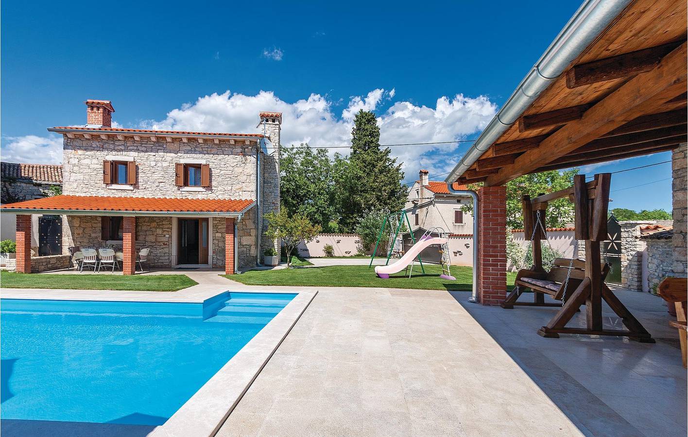 Charmant appartement d'une chambre avec piscine et terrasse, à proximité du centre d'Orbanići in Marčana, Côte Sud d'Istrie