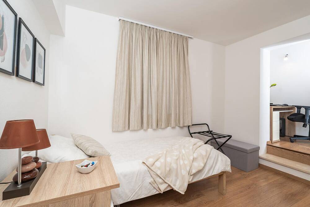 Entire apartment, Beautiful apartment in Sustjepan in Dubrovnik, Grad Dubrovnik