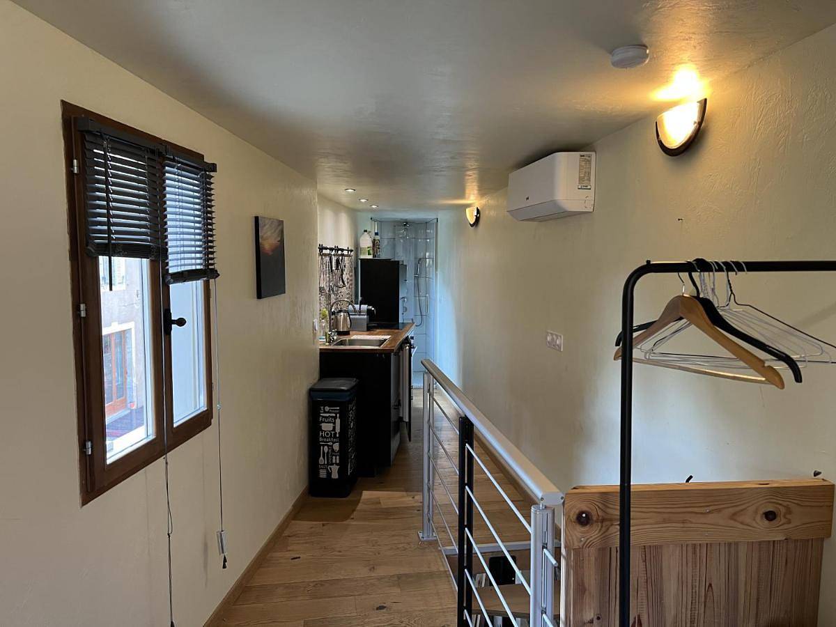 One-Bedroom House in Carennac, Lot