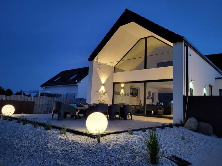 Villa für 10 Personen, mit Garten und Seeblick sowie Ausblick und Sauna