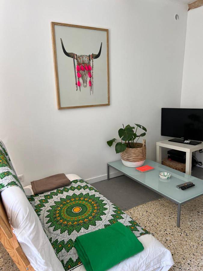 Gîte pour 4 personnes, avec Balcon et Terrasse à La Bastidonne