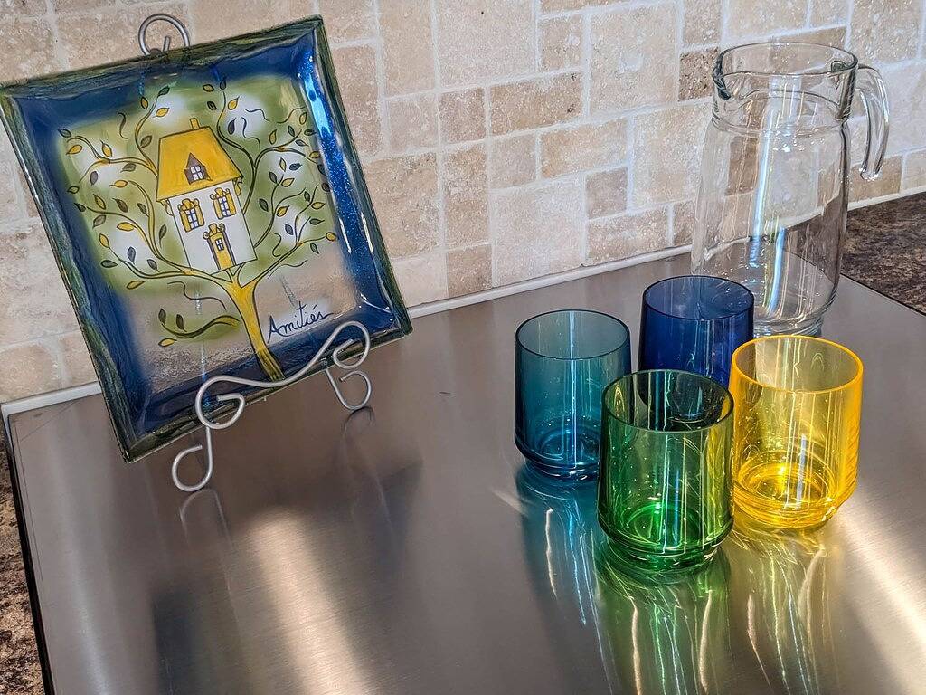 Spacious Westside Wine Trail Retreat ★★★★★ in West Kelowna, Crystal Mountain