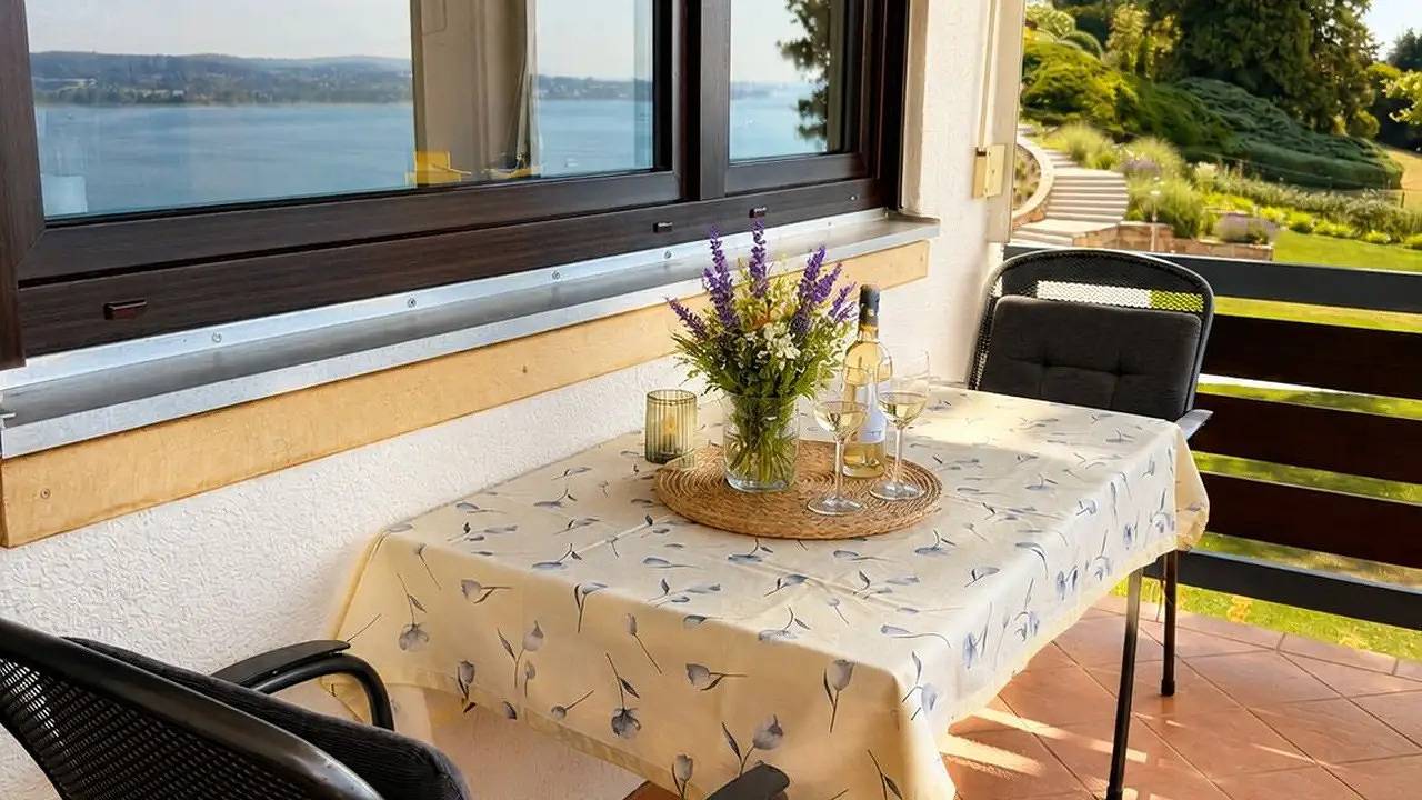 Ganze Ferienwohnung, Ferienwohnung für 2 Personen (53 m²) in Überlingen in Überlingen, Region Bodensee-Oberschwaben