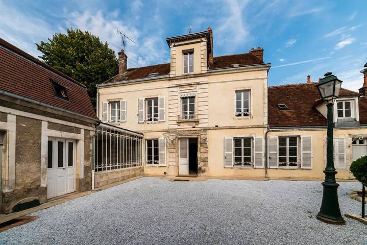 Chambre d’hôte pour 2 personnes, avec Terrasse ainsi que Jacuzzi et Jardin dans Yonne - 2